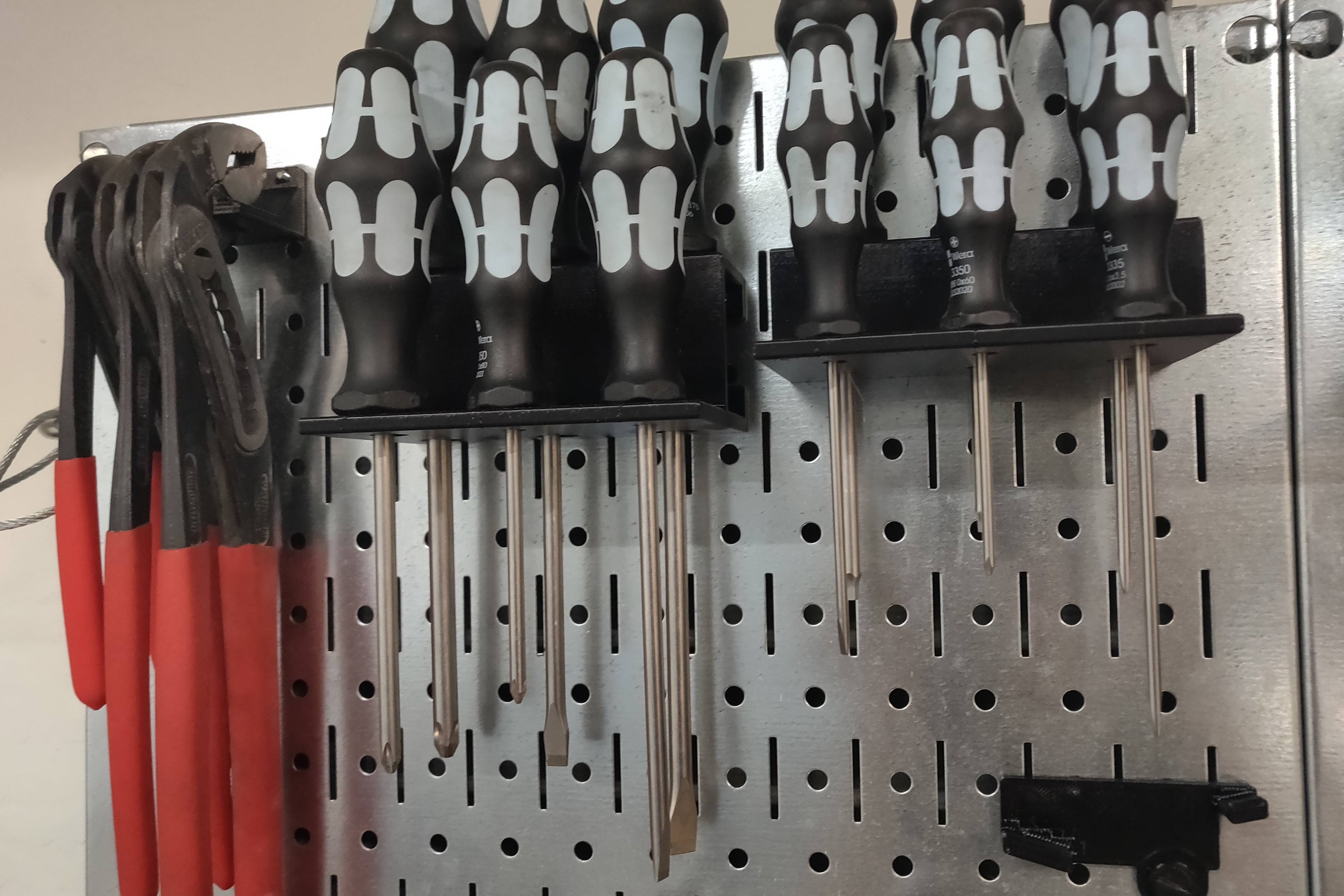 3D printed pegboard tool holders